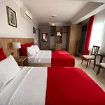 Готель Cunda Asiyan