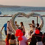 Cunda Asiyan Готель