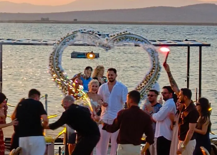 Cunda Asiyan * Ayvalı